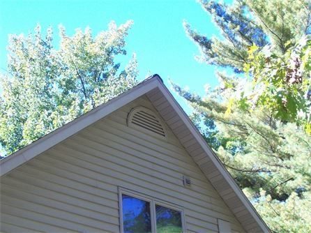 Half round gable vent
