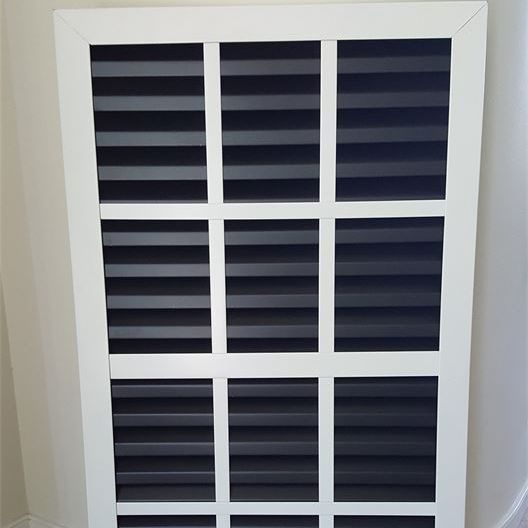 Rectangle gable vent with grids